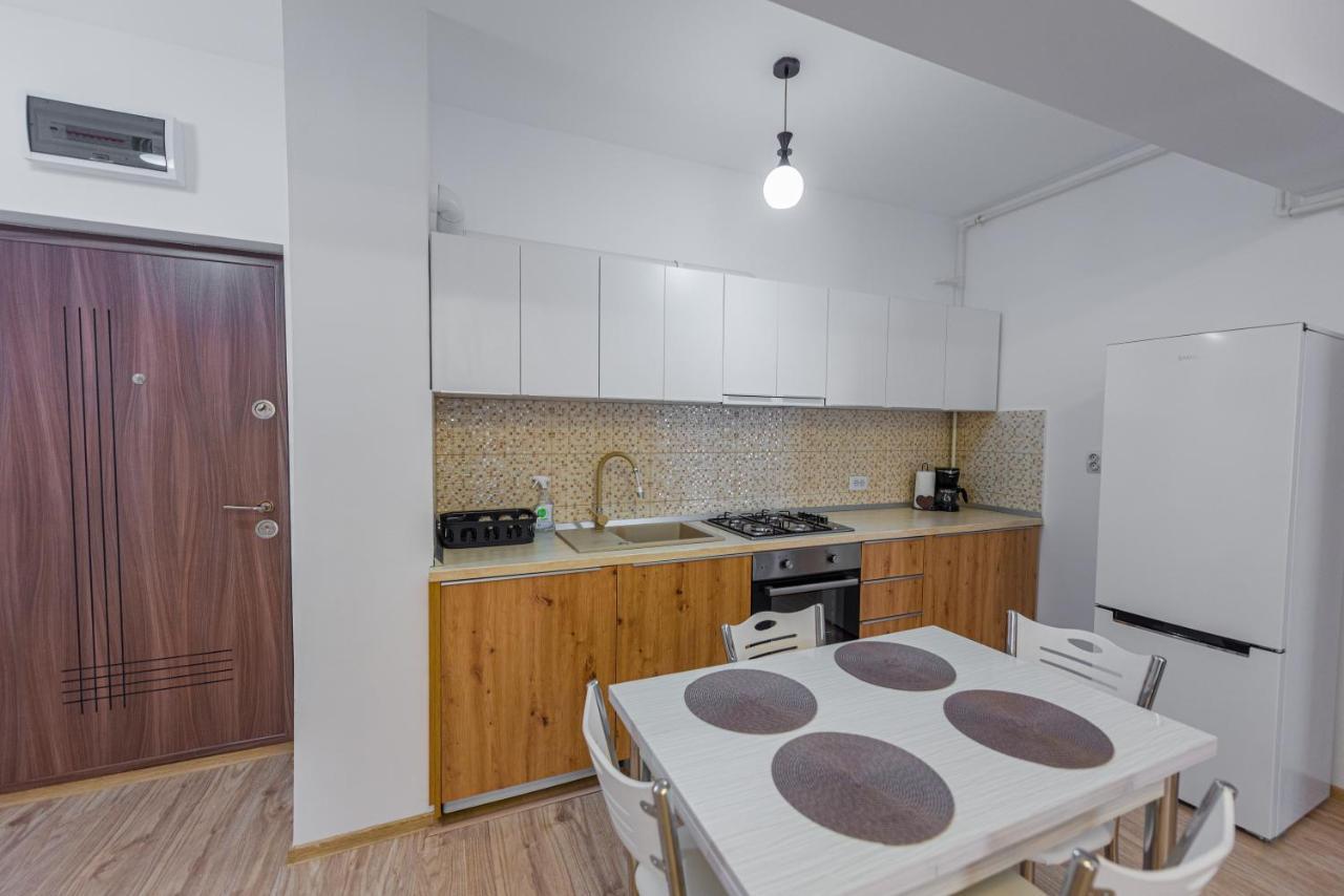 Moonlight Sky Mamaia Apartment Экстерьер фото