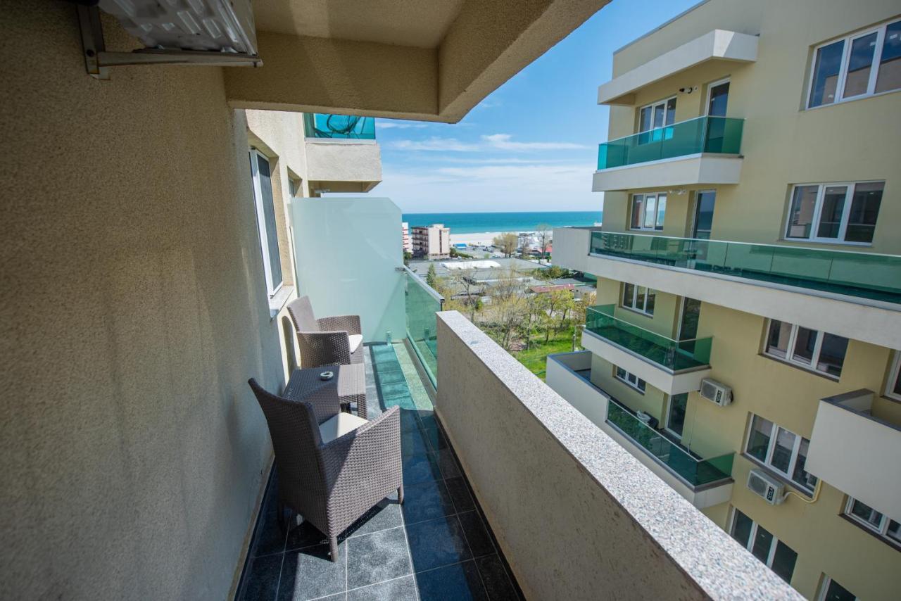 Moonlight Sky Mamaia Apartment Экстерьер фото