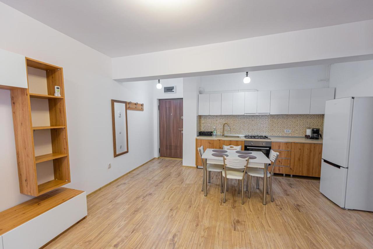 Moonlight Sky Mamaia Apartment Экстерьер фото